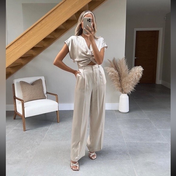 ZARA SATIN EFFECT FULL LENGTH DART PANTS - Picture 1 of 10
